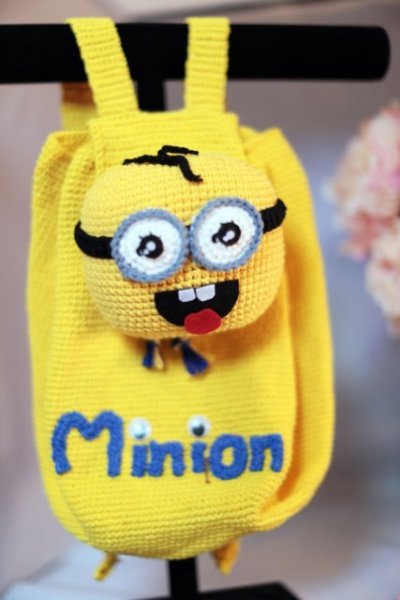 minion-minyonlar-orgu-canta-modelleri-1.jpg