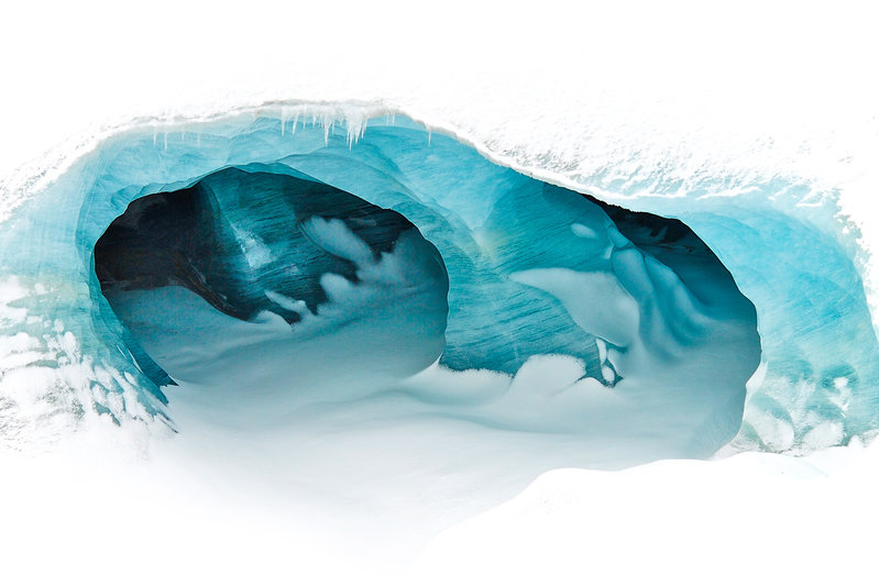 mont-blanc-mer-de-glace-ice-cave.jpg