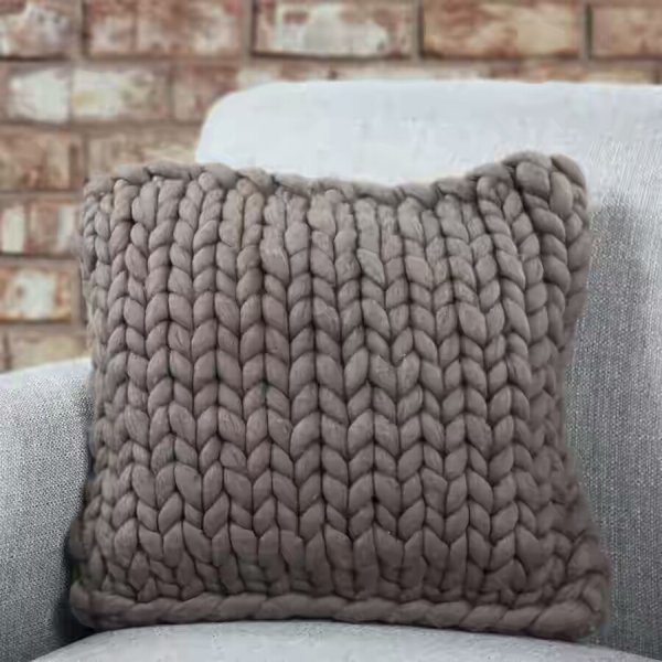 original_white-panel-knitted-cushion.jpg