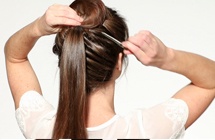 pantene_howto_23-braidedbackbun_step6.jpg