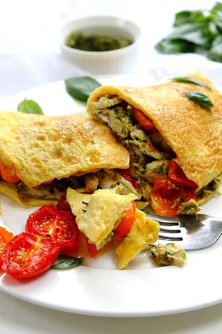 PestoChickenOmelete48.jpg