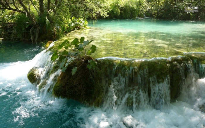 plitvice-lakes-national-park-25815-1280x800.jpg