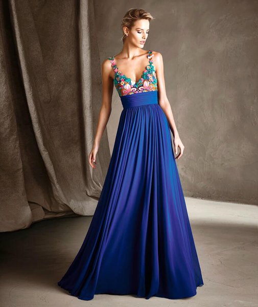 Pronovias-Abiye-Elbise-Modelleri-Yeni-Kolleksiyonu01.jpg