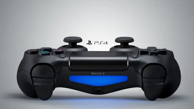 PS4-controller-HD-Wallpaper.webp