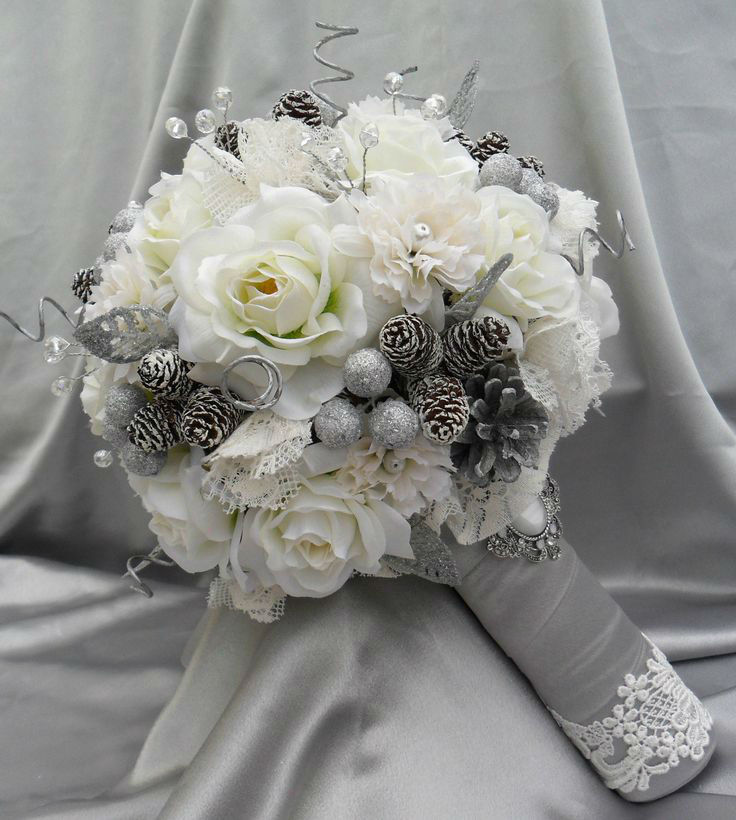 silver-winter-wedding-decoration03.jpg