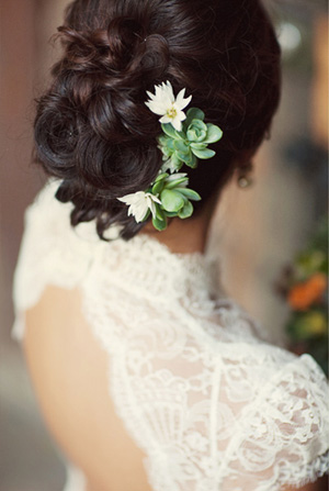 Succulent-Wedding-Hair-Ideas.jpg