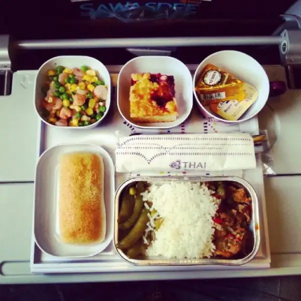 thai-airways-ekonomi-sinifi.webp