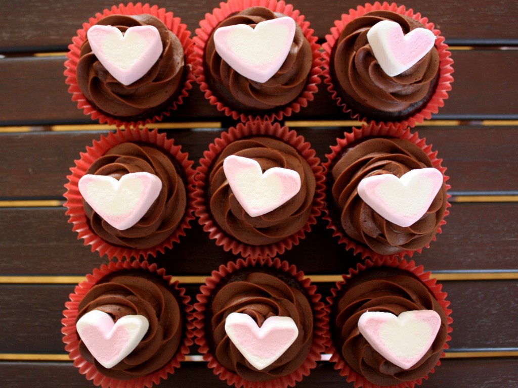 valentines-day-cakes-cupcakes-mumbai-3.jpg