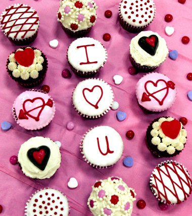 valentines-day-cakes-cupcakes-mumbai-8.jpeg