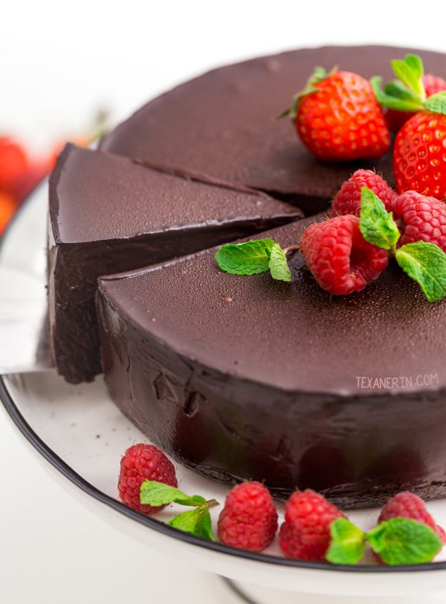 vegan-paleo-chocolate-cheesecake-4-650x880.jpg