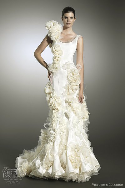 victorio-y-lucchino-wedding-dresses-2012.jpg