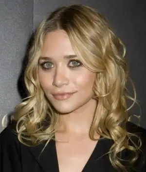 $ashley-olsen-mango-soho-01-1[1].webp