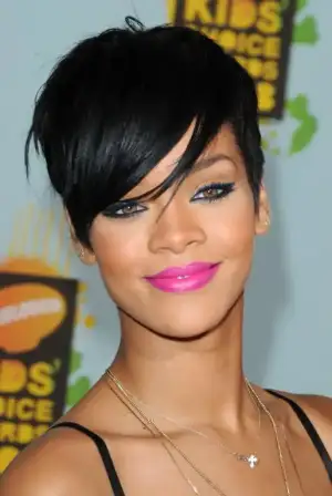 $rihanna_resim_l63ur7.webp