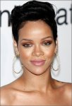 $rihanna_short_hairstyle-2.jpg