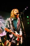 $kurt-cobain-in-concert-51.jpg