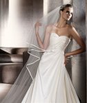 $pronovias2012glamour17.jpg