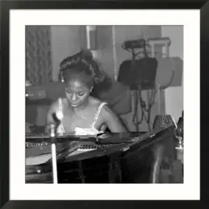 $jazz-singer-nina-simone-performing-at-annies-club-june-1965.webp