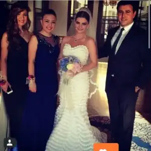 Pelin-Karahanın-Gelinliği-2014-2.webp