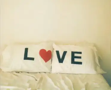 $weheartit12_large.webp