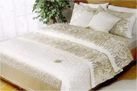$1_dantelce_ceyizevi_gelin_home_honigmond_set_diva_bettbezug_und_pikee_set_wwwceyizevide_830.webp