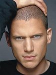 $l-wentworth-miller-158a9691[1].jpg