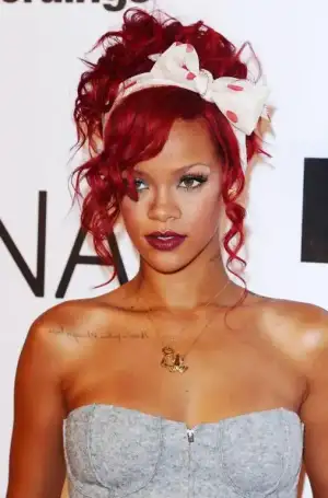 $Rihanna-72.webp