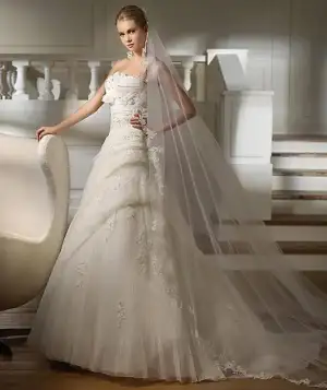 $Pronovias-Raika-Gelinlik-ve-Duvak-Orjinal__43398292_0.webp