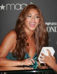 $Beyonce+Launches+Emporio+Armani+Diamonds+Macy+1vLKmJyy7dBl.jpg