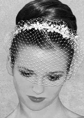 $bird-cage-tiara.webp