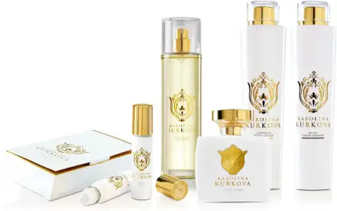 Products_Karolina_Kurkova.webp