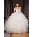 $Romantic-Ivory-Wedding-Gown-2011-With-Floral-Crystal-From-Ines-Di-Santo-1.jpg