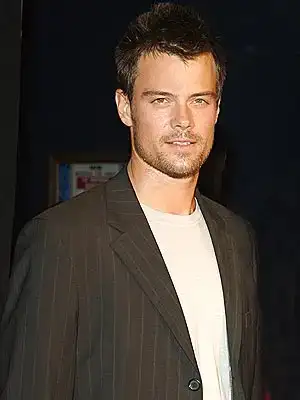 $josh-duhamel-7.webp