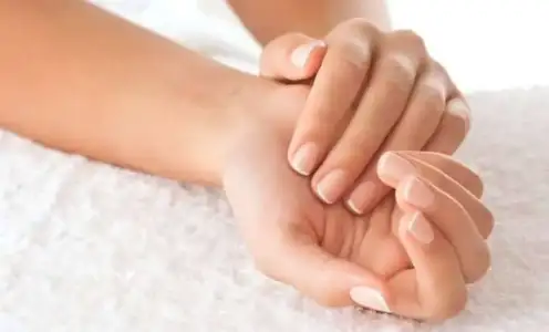 Kuru tırnak çevresine nasıl bakım yapılır? Maske tarifi