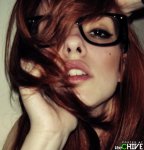 $sexy-girls-wearing-glasses-16.jpg