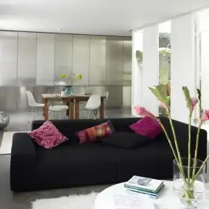 $1-modern-black-living-rooms-black-and-pink-living.webp