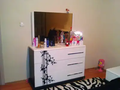 $18012012569.webp