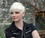 $short-hair-platinum-blonde-21282576.jpg