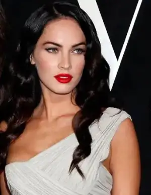 $Vampy%20Megan%20Fox1.webp