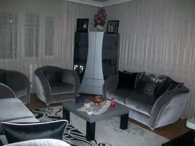 $100_9352.webp