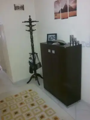 $18022012005.webp