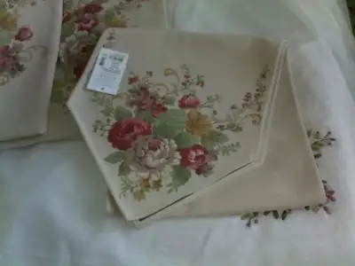 $17022012316.webp