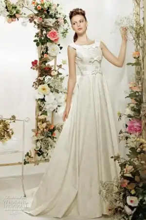 $papilio-2012-wedding-dresses.webp