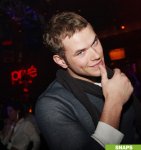 $kellanlutz1.jpg