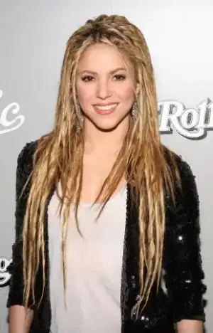 $shakira photos.webp