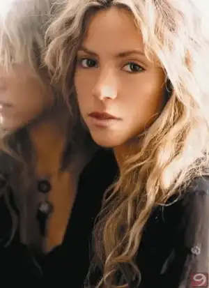 $shakira-photo.webp