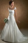 $bridal gowns and dresses_4.jpg