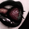 $strowberry_black_lips.gif