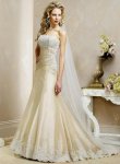 $Lace-wedding-dresses-02.jpg