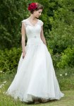 $rebecca-wedding-dress2.jpg