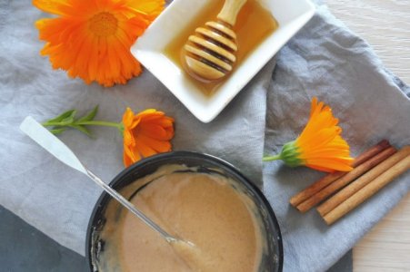 Aynısafa (Calendula) Çiçeği Yüz Maskesi Nasıl Yapılır?